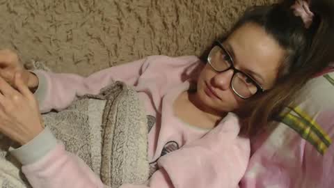 Snapshot of flowercandydoll chatting on December 2024 06:54:02 PM say meow and send tip  online show from December 2024 06:54:02 PM