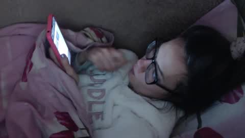 Snapshot of flowercandydoll chatting on December 2024 10:24:01 AM say meow and send tip  online show from December 2024 10:24:01 AM