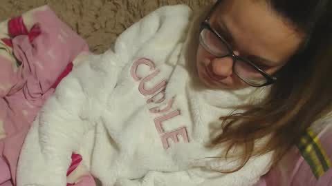 Snapshot of flowercandydoll chatting on December 2024 07:33:01 PM say meow and send tip  online show from December 2024 07:33:01 PM