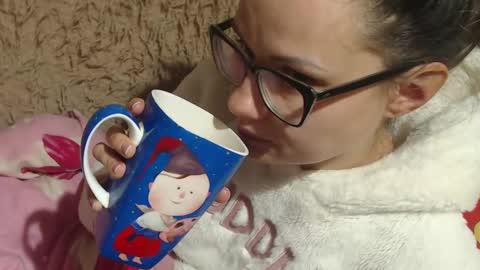 Snapshot of flowercandydoll chatting on December 2024 10:16:02 PM say meow and send tip  online show from December 2024 10:16:02 PM