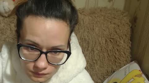 Snapshot of flowercandydoll chatting on December 2024 01:18:02 AM say meow and send tip  online show from December 2024 01:18:02 AM