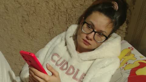 Snapshot of flowercandydoll chatting on January 2025 02:41:01 PM say meow and send tip  online show from January 2025 02:41:01 PM