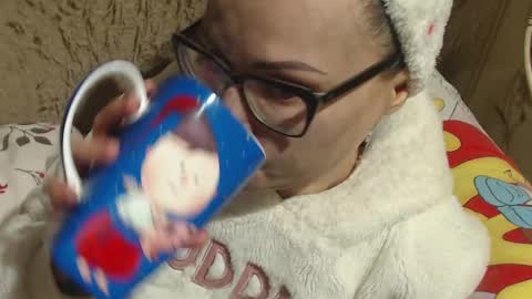 Snapshot of flowercandydoll chatting on February 2025 10:11:01 PM say meow and send tip  online show from February 2025 10:11:01 PM