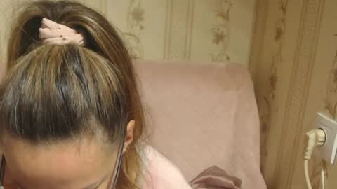 Snapshot of flowercandydoll chatting on October 2025 09:10:02 AM say meow and send tip  online show from October 2025 09:10:02 AM