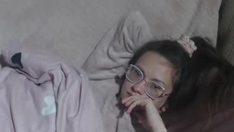 Snapshot of flowercandydoll chatting on April 2026 05:17:01 PM say meow and send tip online show from April 2026 05:17:01 PM