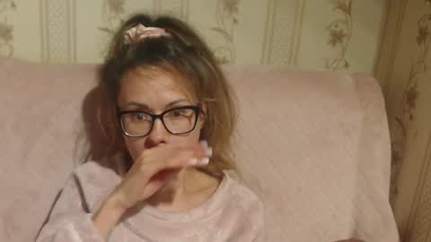 say meow and send tip  online show from October 2025 06:48:01 PM