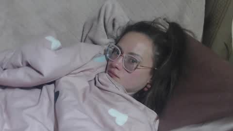 say meow and send tip  online show from April 2026 04:37:02 PM