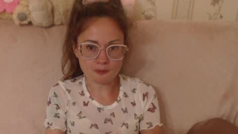 Snapshot of flowercandydoll13 chatting on June 2026 05:40:02 PM say meow and send tip online show from June 2026 05:40:02 PM