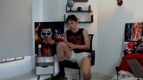 flowers109 online show from February 2025 09:29:02 PM