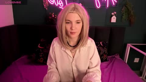 Monica online show from March 2025 07:32:02 AM