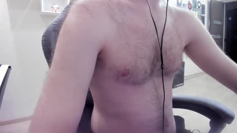 Snapshot of fluffycat_ chatting on March 2025 03:59:01 PM fluffycat online show from March 2025 03:59:01 PM