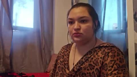 Snapshot of fluffyluna235 chatting on December 2025 07:03:02 AM fluffyluna235 online show from December 2025 07:03:02 AM