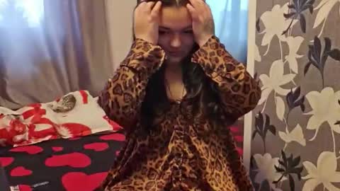 Snapshot of fluffyluna26 chatting on November 2025 08:38:01 AM FluffyLuna online show from November 2025 08:38:01 AM