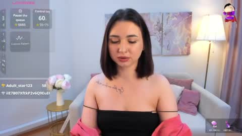 Lina online show from April 2026 01:05:02 AM