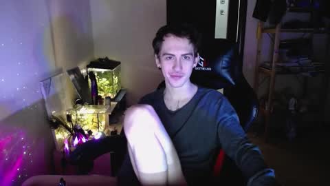 Snapshot of fmeowckme chatting on March 2026 05:51:01 PM Alex online show from March 2026 05:51:01 PM