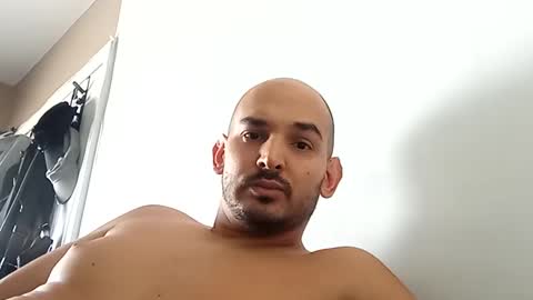 Frank online show from September 2025 07:58:02 PM