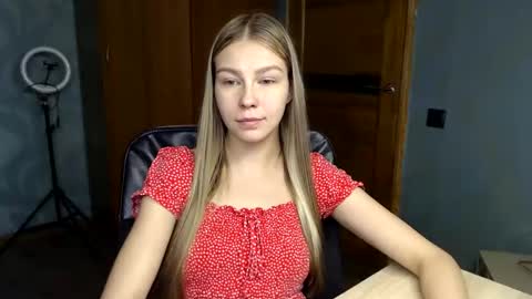 Molli  Ready for any play with you. Hottest show in pvt  Help a student earn big tokens  online show from February 2025 08:22:01 PM