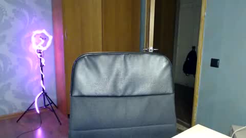 Molli  Ready for any play with you. Hottest show in pvt  Help a student earn big tokens  online show from February 2025 01:03:02 AM