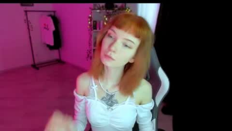 Snapshot of folgend_wasser chatting on July 2026 12:30:01 PM folgend_wasser online show from July 2026 12:30:01 PM