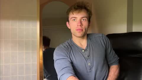 follow_ online show from December 2024 07:49:02 AM