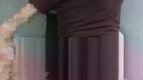 Snapshot of fonzi_flores chatting on April 2026 10:18:01 PM fonzi_flores online show from April 2026 10:18:01 PM