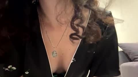 forbiddennvelvet online show from October 2025 05:47:03 PM