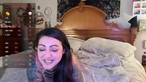 Snapshot of forever34andfun chatting on March 2025 05:54:02 AM forever34andfun online show from March 2025 05:54:02 AM