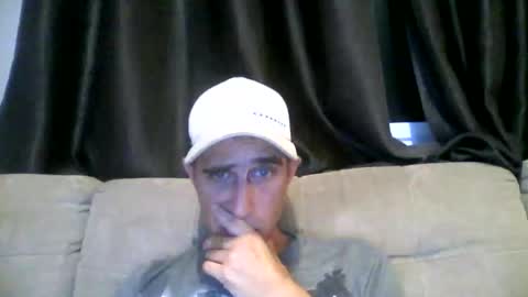 fouraide42 online show from March 2026 05:34:01 AM