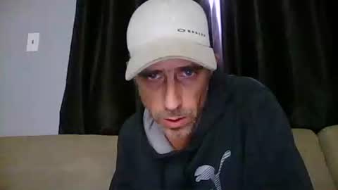 fouraide42 online show from March 2026 12:52:02 PM