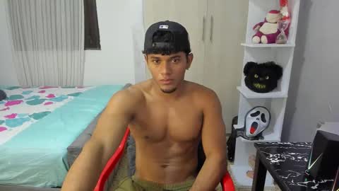 Fox online show from November 2025 08:19:01 PM