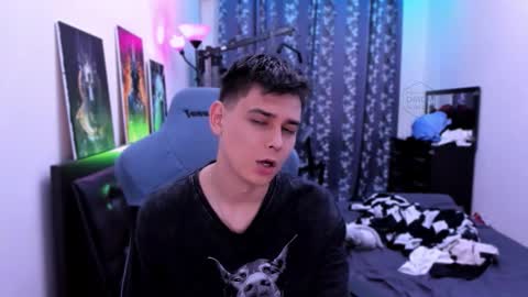 Foxicfu online show from September 2025 12:50:02 PM