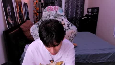 Snapshot of foxicfu chatting on April 2026 01:28:01 PM Foxicfu online show from April 2026 01:28:01 PM