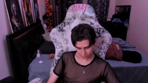 Snapshot of foxicfu chatting on May 2026 03:42:02 PM Foxicfu online show from May 2026 03:42:02 PM