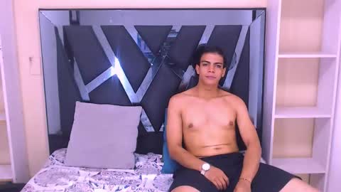 Foxter online show from December 2025 07:21:02 PM