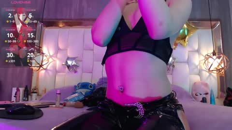 Foxxy  online show from November 2025 08:42:02 PM