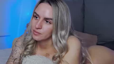 Foxy Kimmi online show from November 2025 07:21:02 AM