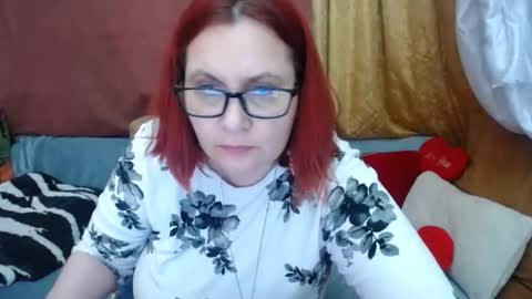 Snapshot of foxydesiree chatting on May 2026 06:47:01 PM foxydesiree online show from May 2026 06:47:01 PM