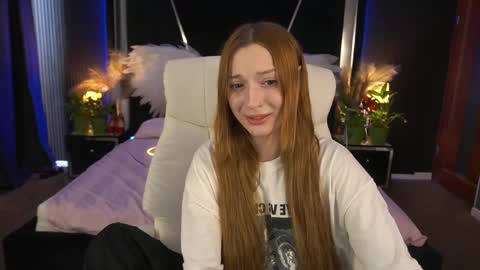 Snapshot of foxymayy chatting on May 2026 01:16:02 PM Maya online show from May 2026 01:16:02 PM
