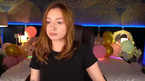 Snapshot of foxymayy chatting on June 2026 12:28:02 PM Maya online show from June 2026 12:28:02 PM