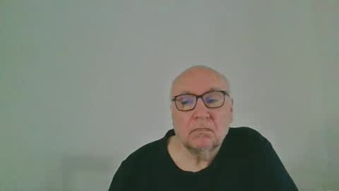 Snapshot of fra94 chatting on May 2026 12:21:01 PM fra94 online show from May 2026 12:21:01 PM