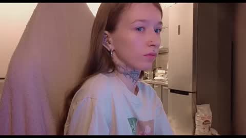 Snapshot of fran_bow chatting on November 2025 09:42:02 AM fran_bow online show from November 2025 09:42:02 AM