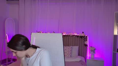 Snapshot of francescacavaliere chatting on June 2026 09:11:02 AM Francesca online show from June 2026 09:11:02 AM