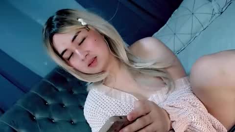 Snapshot of franchesca_fucks chatting on May 2026 05:53:02 PM LOVE online show from May 2026 05:53:02 PM