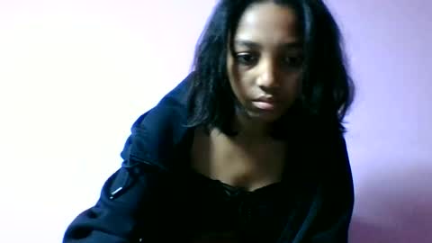 Snapshot of francia333068 chatting on June 2026 04:52:01 PM francia333068 online show from June 2026 04:52:01 PM