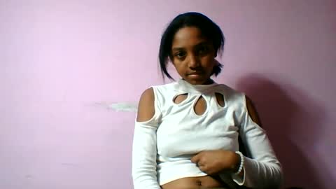 Snapshot of francia333068 chatting on June 2026 02:48:02 PM francia333068 online show from June 2026 02:48:02 PM
