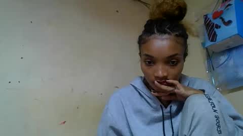 Snapshot of francinoli chatting on June 2026 02:44:02 PM Francinoli online show from June 2026 02:44:02 PM