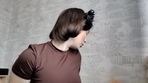 Lina online show from January 2026 07:44:02 AM