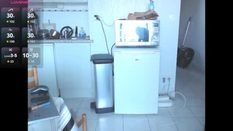 yogapants online show from October 2025 11:07:01 AM