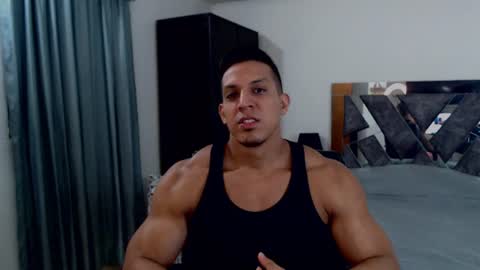 Snapshot of frank_heaven_shore chatting on June 2026 08:10:02 PM Frank online show from June 2026 08:10:02 PM