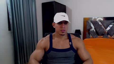 Snapshot of frank_heaven_shore chatting on June 2026 02:49:01 AM Frank online show from June 2026 02:49:01 AM